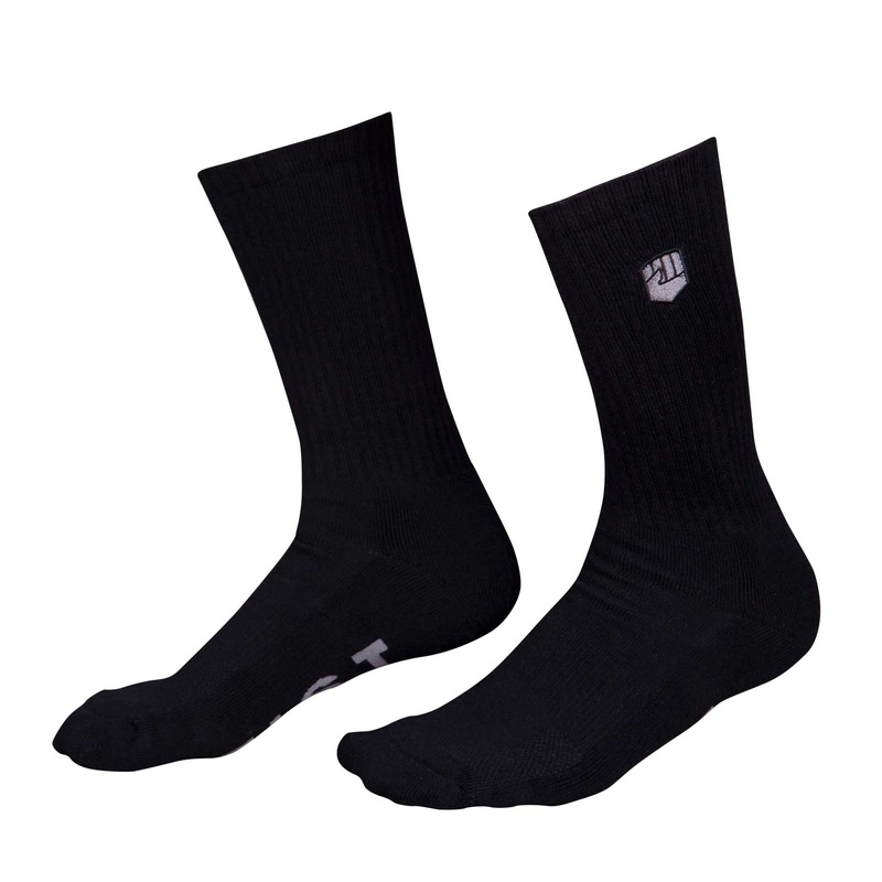 BLACK SOCKS